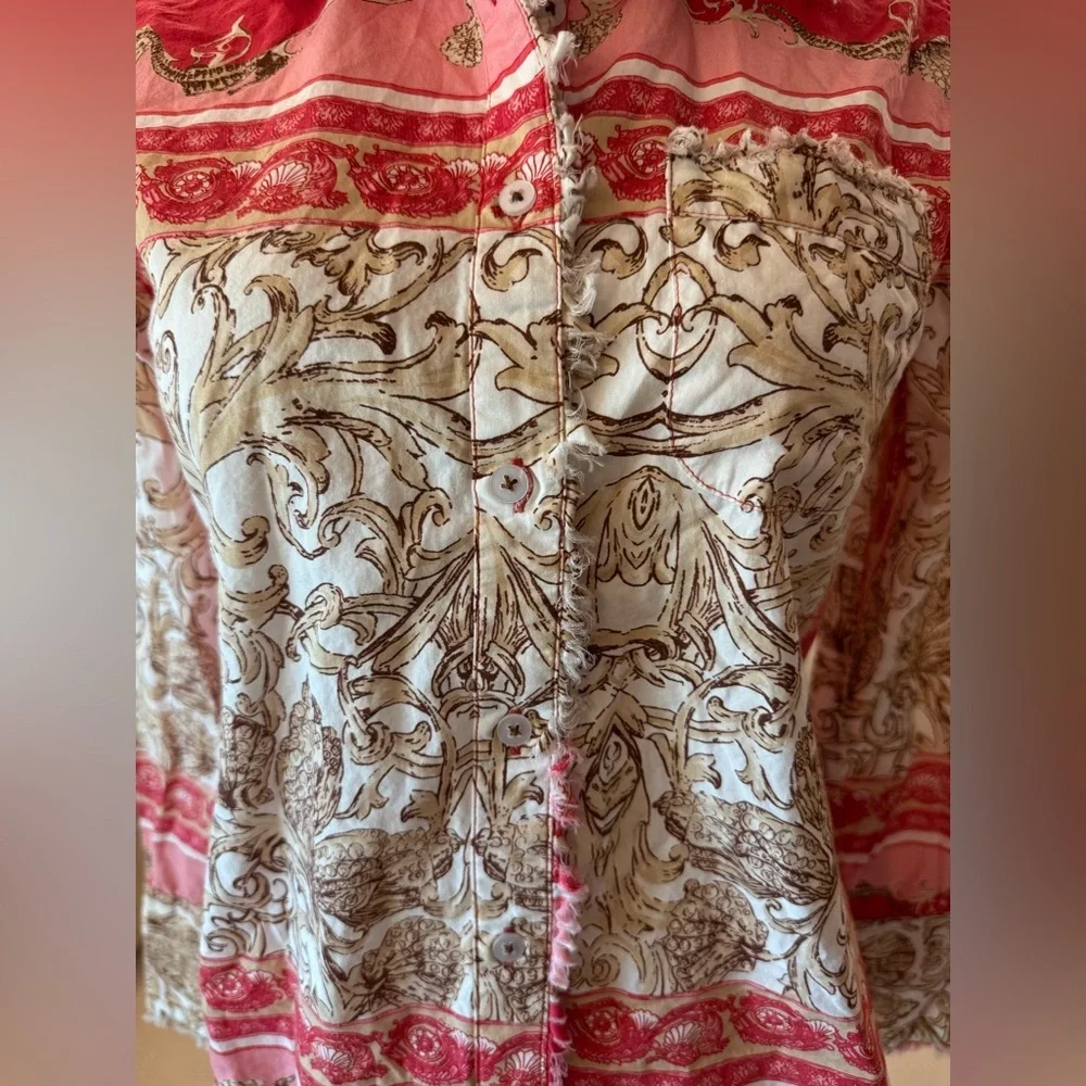 Dizzy Lizzie Tizzie
CAPE COD TUNIC buttons size S - Picture 2 of 7